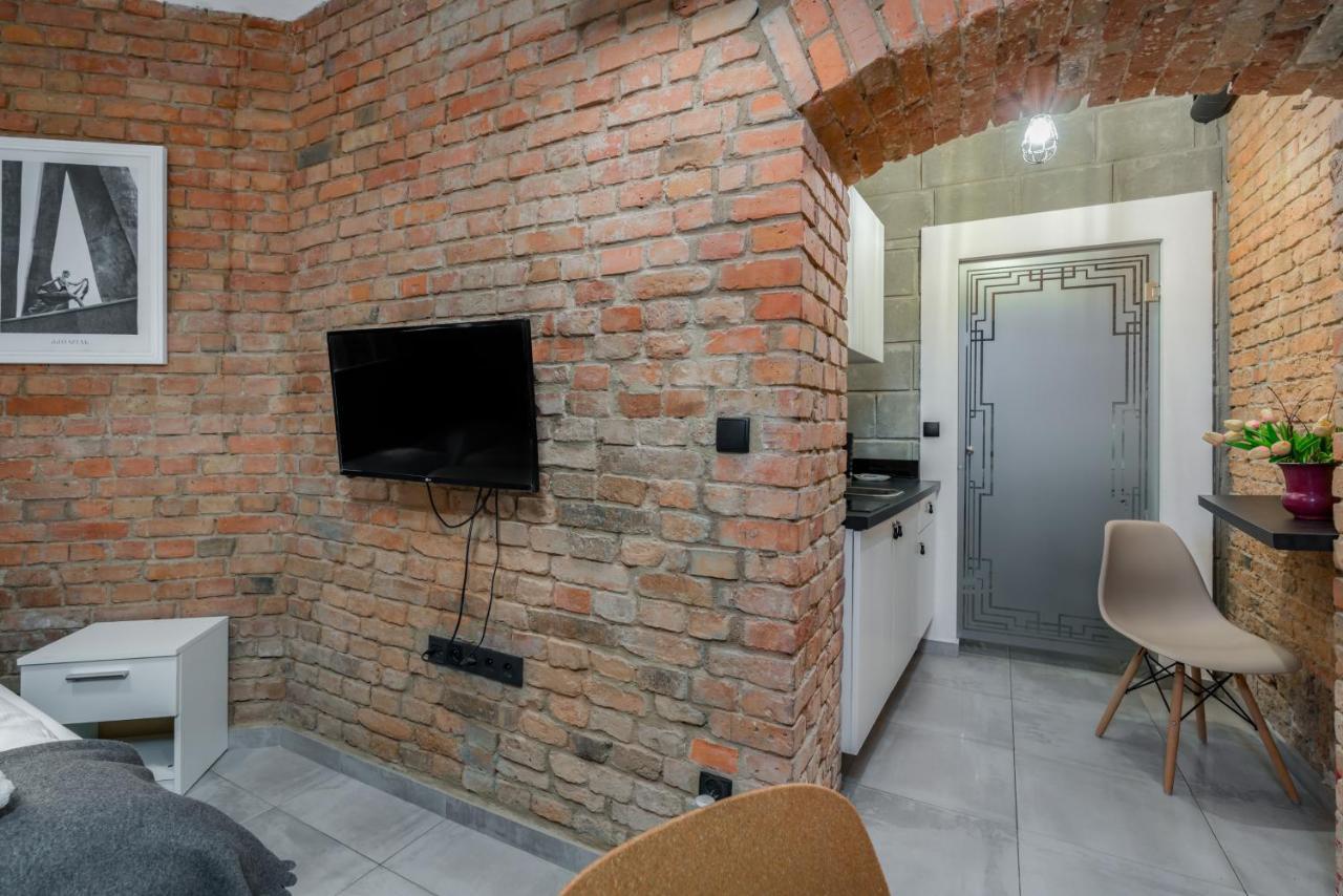 Underground Level Apartments Strzalowa By Renters Poznaň Exteriér fotografie