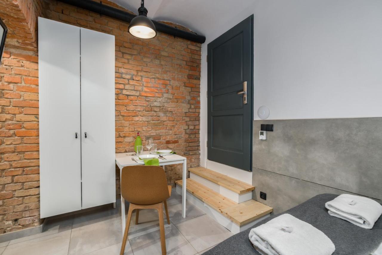 Underground Level Apartments Strzalowa By Renters Poznaň Exteriér fotografie